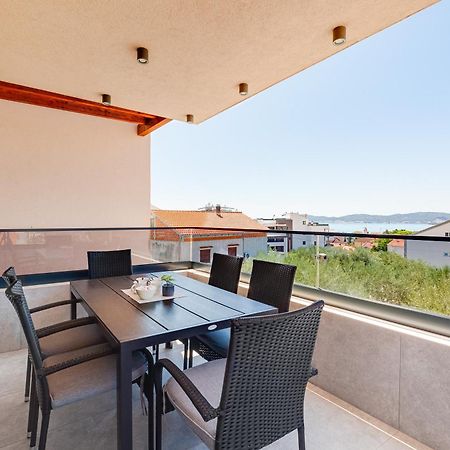 Sea Bay View Apartment - Appartement Avec Piscine Et Magnifique Vue Sur Mer Sveti Filip i Jakov Ngoại thất bức ảnh